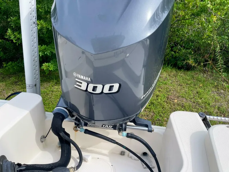 Slide: The Image of Grady-White 251CE 2015 - 5793123