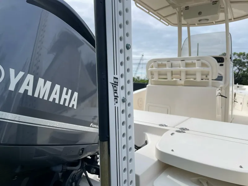 Slide: The Image of Grady-White 251CE 2015 - 5793086