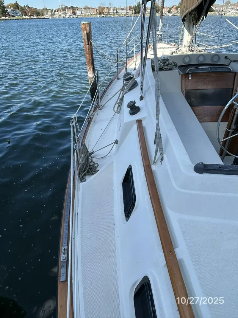 Slide: The Image of 36' S2 port side deck1 - 5793210