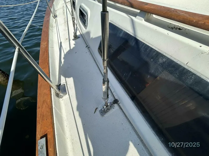 Slide: The Image of 36' S2 standing rigging2 - 5793220