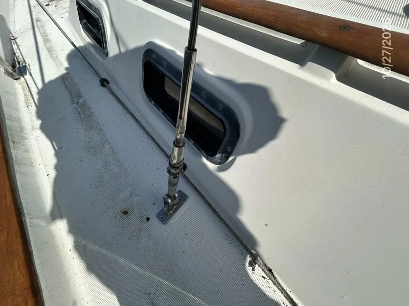 Slide: The Image of 36' S2 standing rigging3 - 5793221