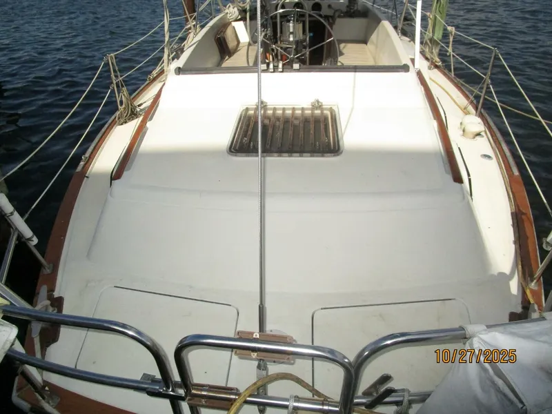 Slide: The Image of 36' S2 aftdeck1 - 5793184