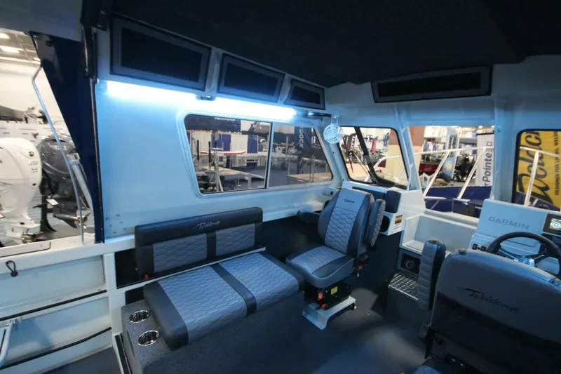 Slide: The Image of Weldcraft 260 Ocean King "Great Lakes Edition" 2026 - 5884351