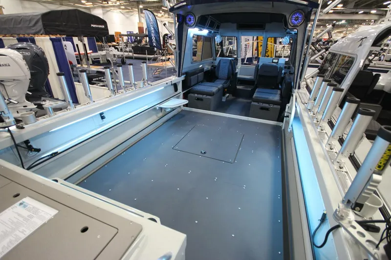 Slide: The Image of Weldcraft 260 Ocean King "Great Lakes Edition" 2026 - 5884337