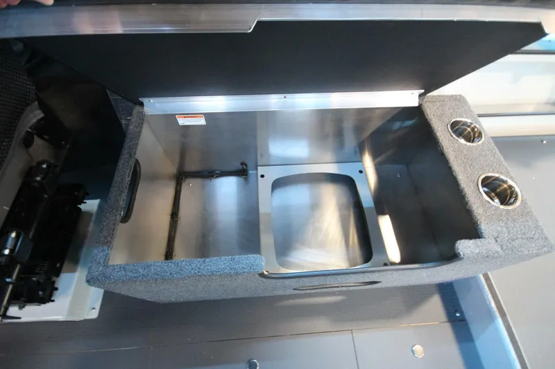 Slide: The Image of Weldcraft 260 Ocean King "Great Lakes Edition" 2026 - 5884364