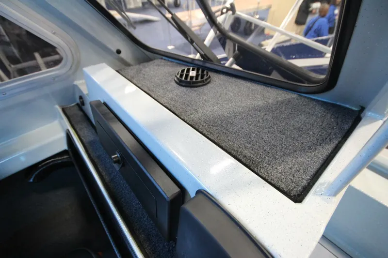 Slide: The Image of Weldcraft 260 Ocean King "Great Lakes Edition" 2026 - 5884367