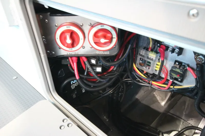 Slide: The Image of Weldcraft 260 Ocean King "Great Lakes Edition" 2026 - 5884373