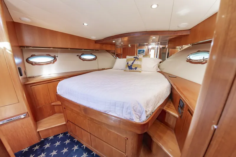 Slide: The Image of 52OceanAlexander244 - 5891921