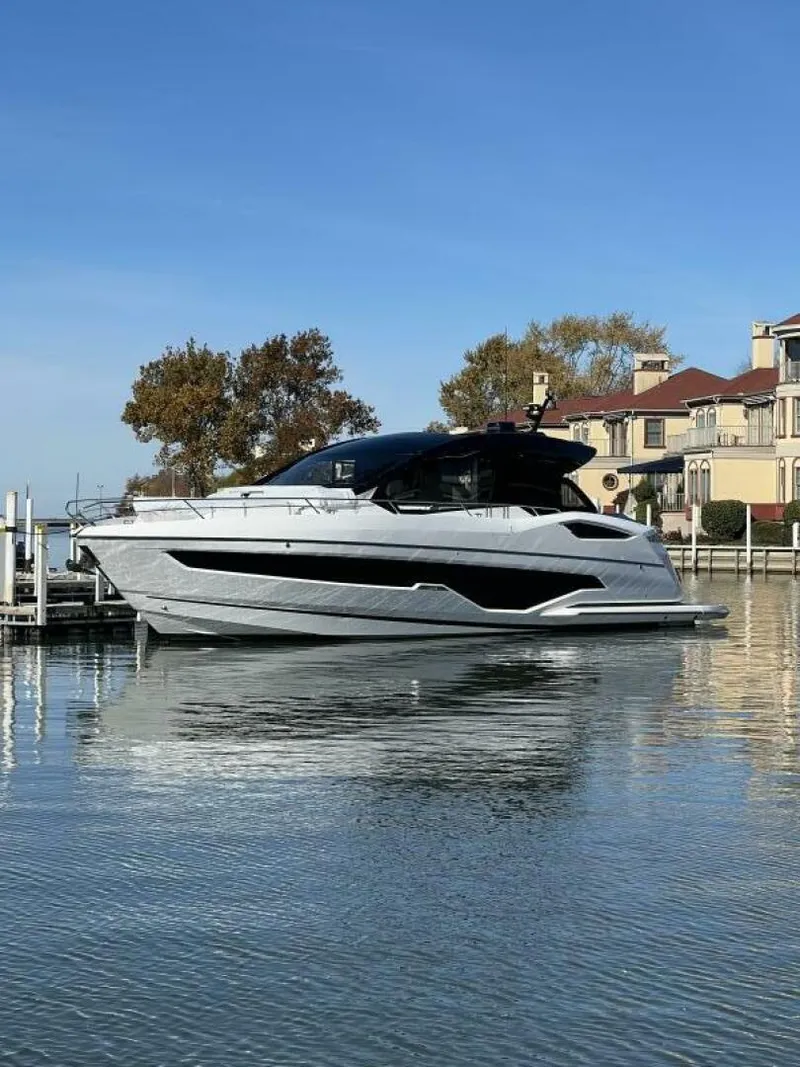 The Image of Sunseeker 55 Predator 2026 - 5879207