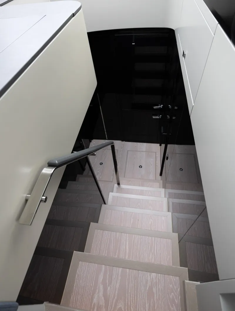 Slide: The Image of Sunseeker 55 Predator 2026 - 7521954