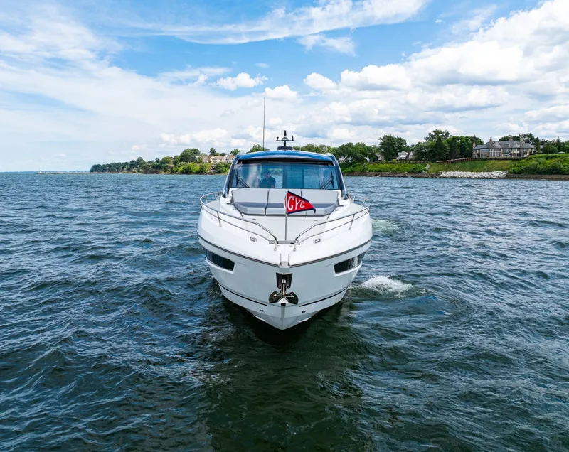 Slide: The Image of Sunseeker 55 Predator 2026 - 7521568