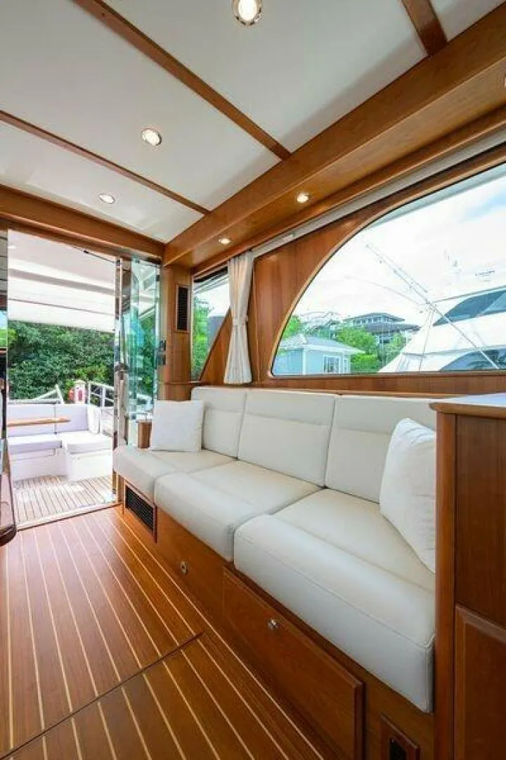 Slide: The Image of Sabre 45 Salon Express 2022 - 5794414