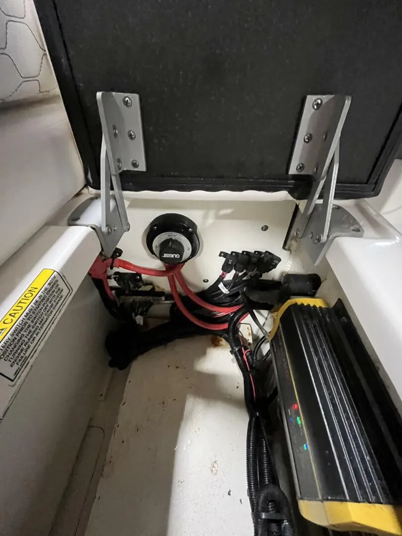 Slide: The Image of Sea Ray 270 SDX OB 2021 - 5794739