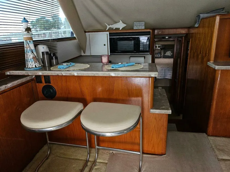 Slide: The Image of Tiara 43 1993 - 5794874