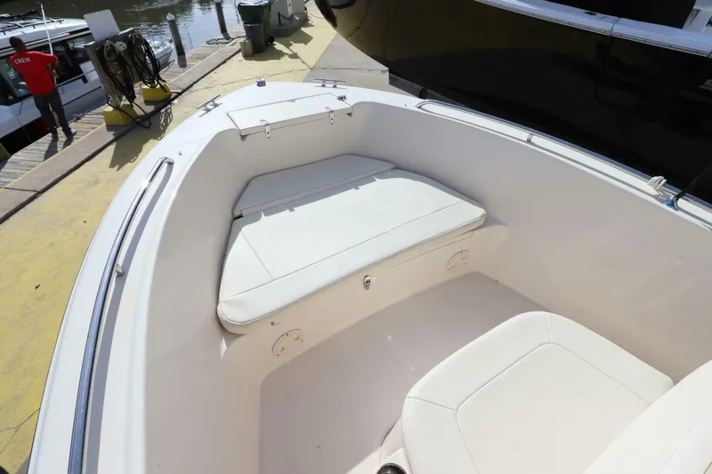 Slide: The Image of Grady-White Fisherman 180 2022 - 5794932