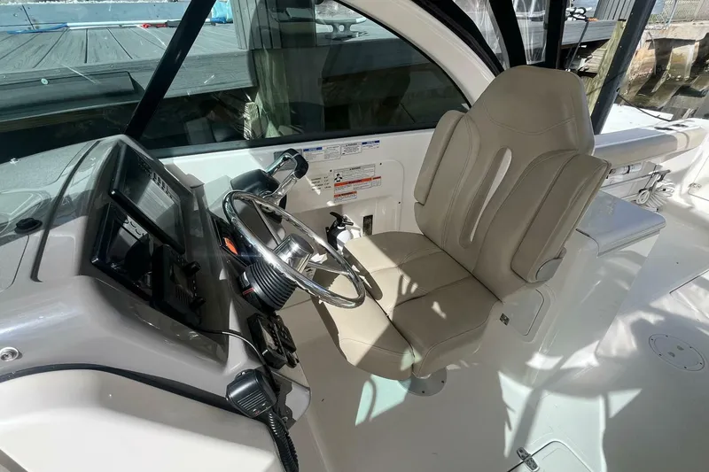 Slide: The Image of Pursuit 26 2015 - 5794911