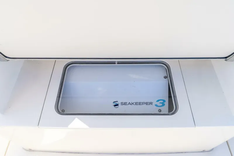 Slide: The Image of Scout 355 LXF 2023 - 5830466