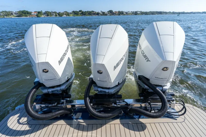 Slide: The Image of Scout 355 LXF 2023 - 5830475