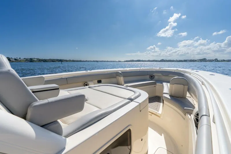 Slide: The Image of Scout 355 LXF 2023 - 5830477