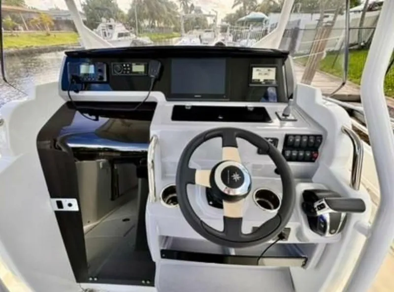 Slide: The Image of Jeanneau Leader 7.5 CC S3 2023 - 5795032