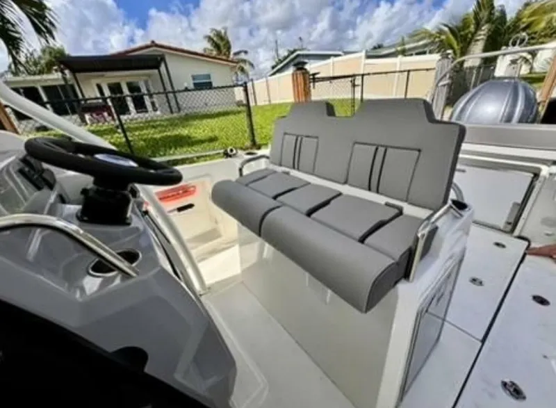 Slide: The Image of Jeanneau Leader 7.5 CC S3 2023 - 5795034