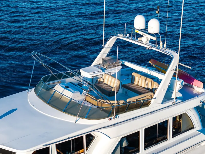 Slide: The Image of Navigator 61 Pilothouse 2001 - 7938264