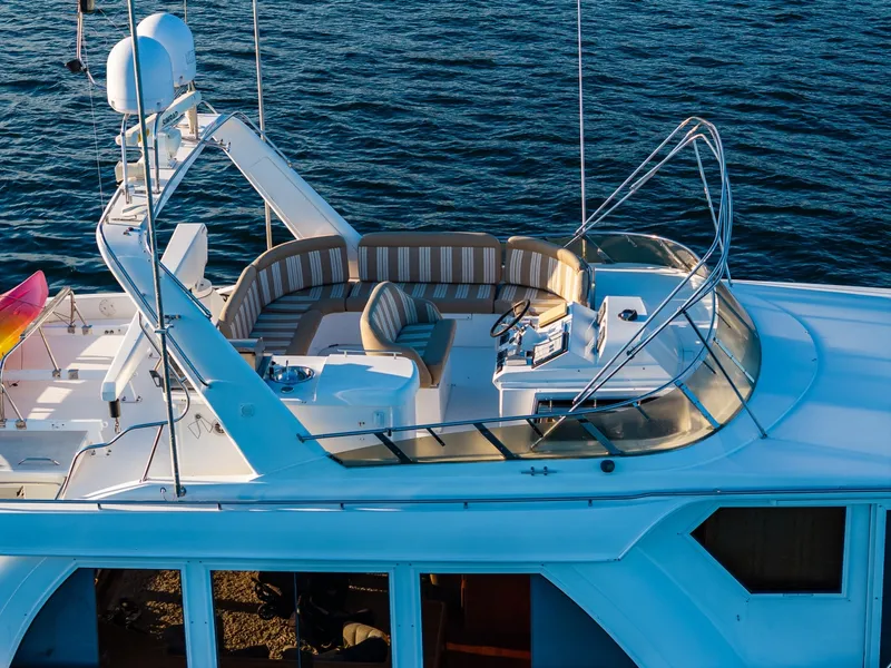 Slide: The Image of Navigator 61 Pilothouse 2001 - 7938258