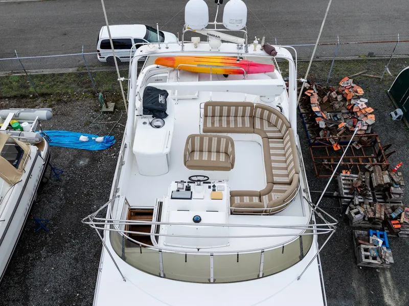 Slide: The Image of Navigator 61 Pilothouse 2001 - 7938292