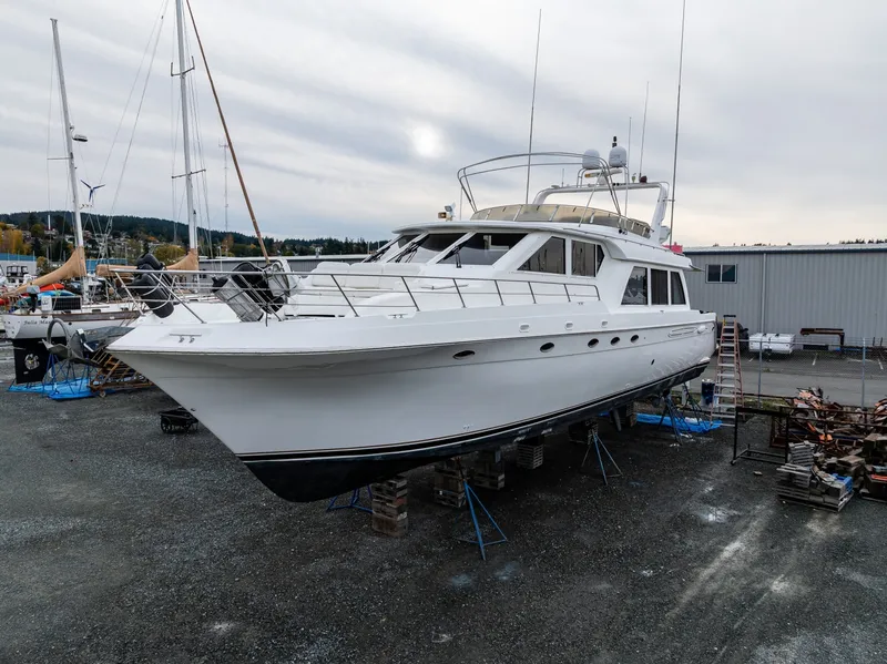 Slide: The Image of Navigator 61 Pilothouse 2001 - 7938284