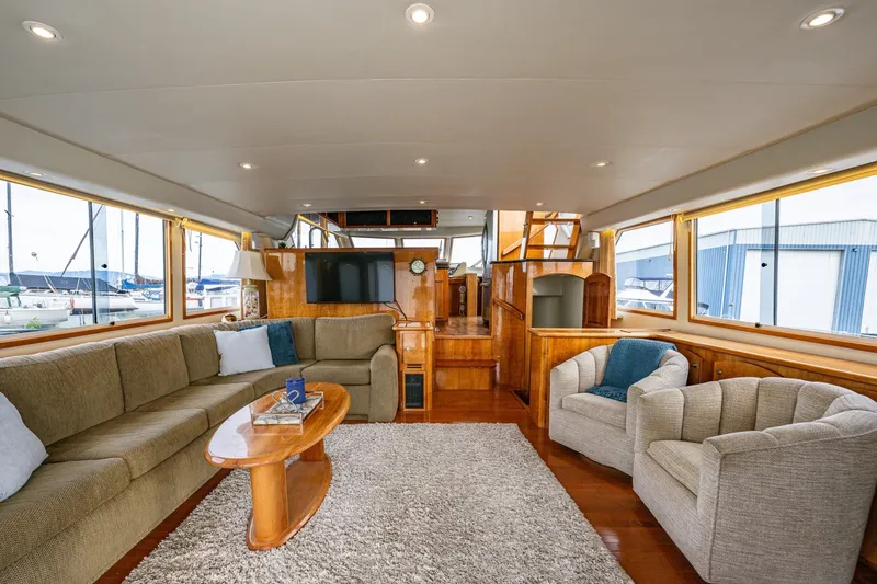 Slide: The Image of Navigator 61 Pilothouse 2001 - 7938283