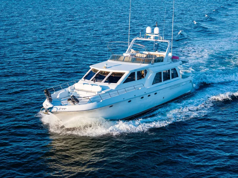 Slide: The Image of Navigator 61 Pilothouse 2001 - 7938251