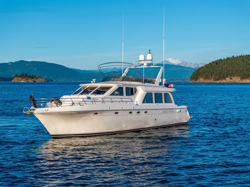 Slide: The Image of Navigator 61 Pilothouse 2001 - 7938266