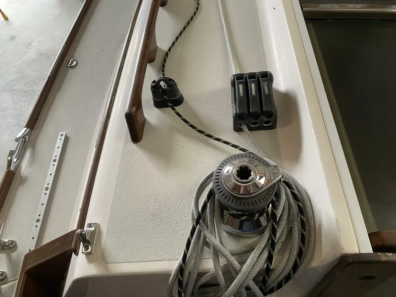 Slide: The Image of Alerion Alerion 28 2013 - 5799412