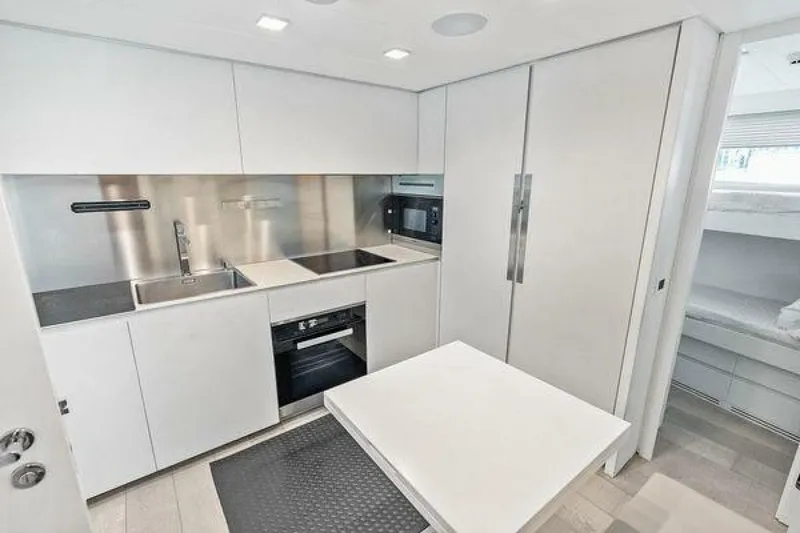 Slide: The Image of Pershing 92 2019 - 5796407