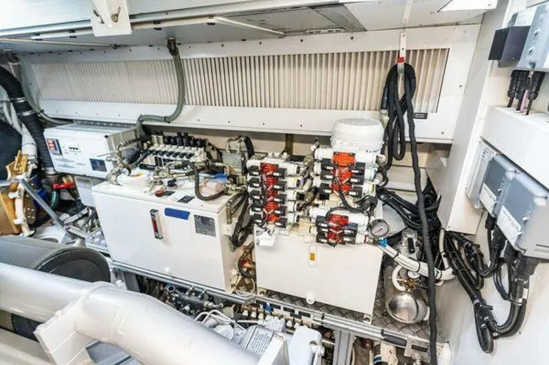 Slide: The Image of Pershing 92 2019 - 5796425