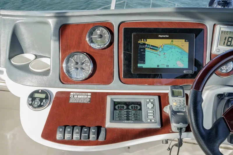 Slide: The Image of Meridian 341 Sedan 2011 - 5796592