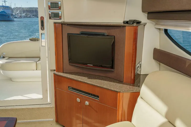 Slide: The Image of Meridian 341 Sedan 2011 - 5796613