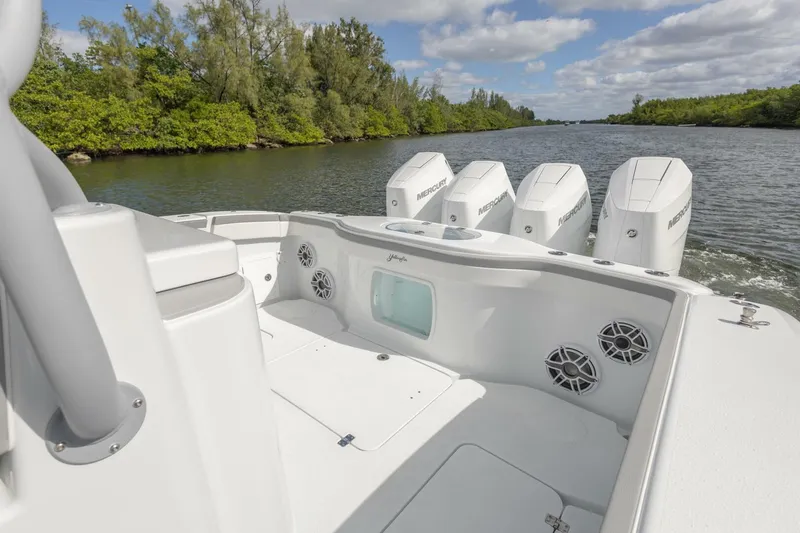 Slide: The Image of Yellowfin 42 Offshore 2026 - 5798958