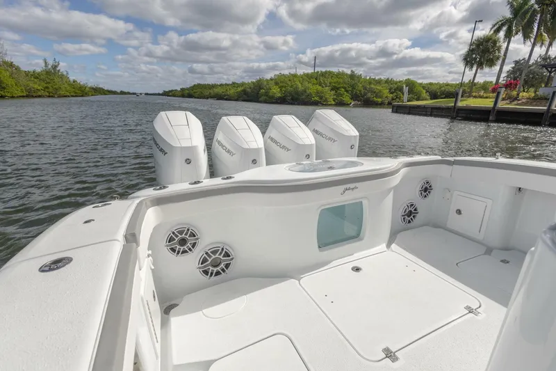 Slide: The Image of Yellowfin 42 Offshore 2026 - 5798959