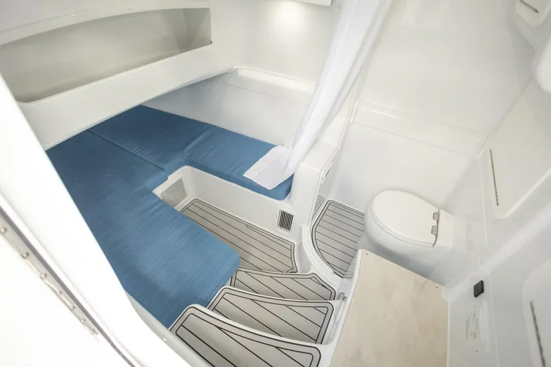 Slide: The Image of Yellowfin 42 Offshore 2026 - 5798984