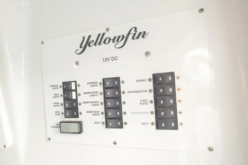 Slide: The Image of Yellowfin 42 Offshore 2026 - 5798986