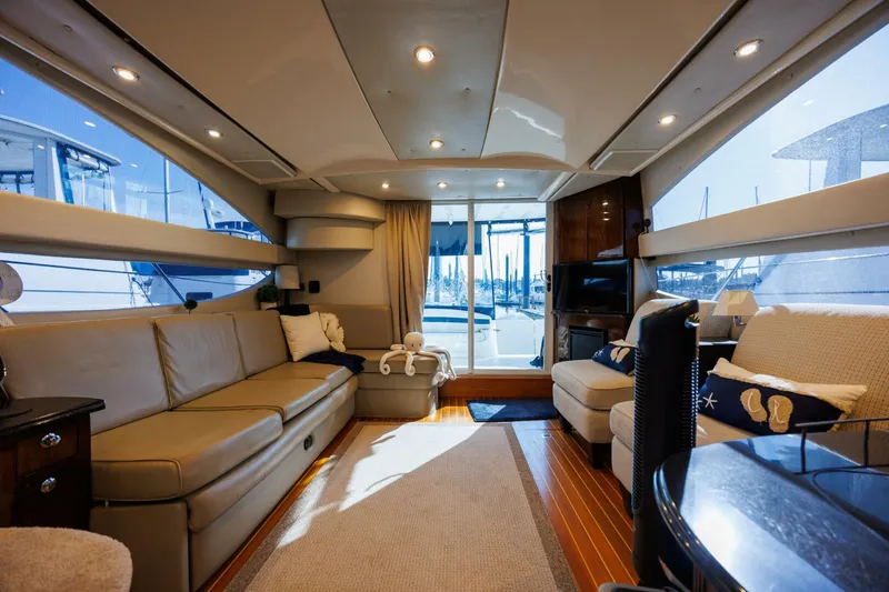 Slide: The Image of 2010 Meridian 391 Motor Yacht - 5797080