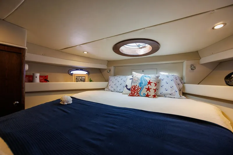 Slide: The Image of 2010 Meridian 391 Motor Yacht - 5797084
