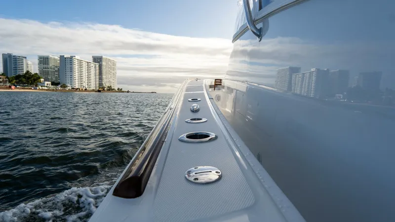 Slide: The Image of Front Runner W/A 2026 - 5797280