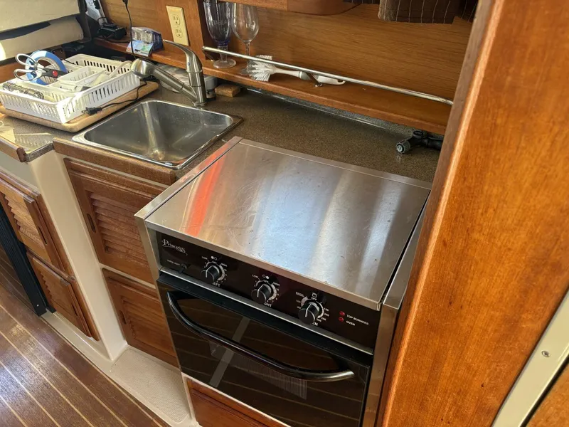 Slide: The Image of Ranger Tug R-27 Galley - 5801002