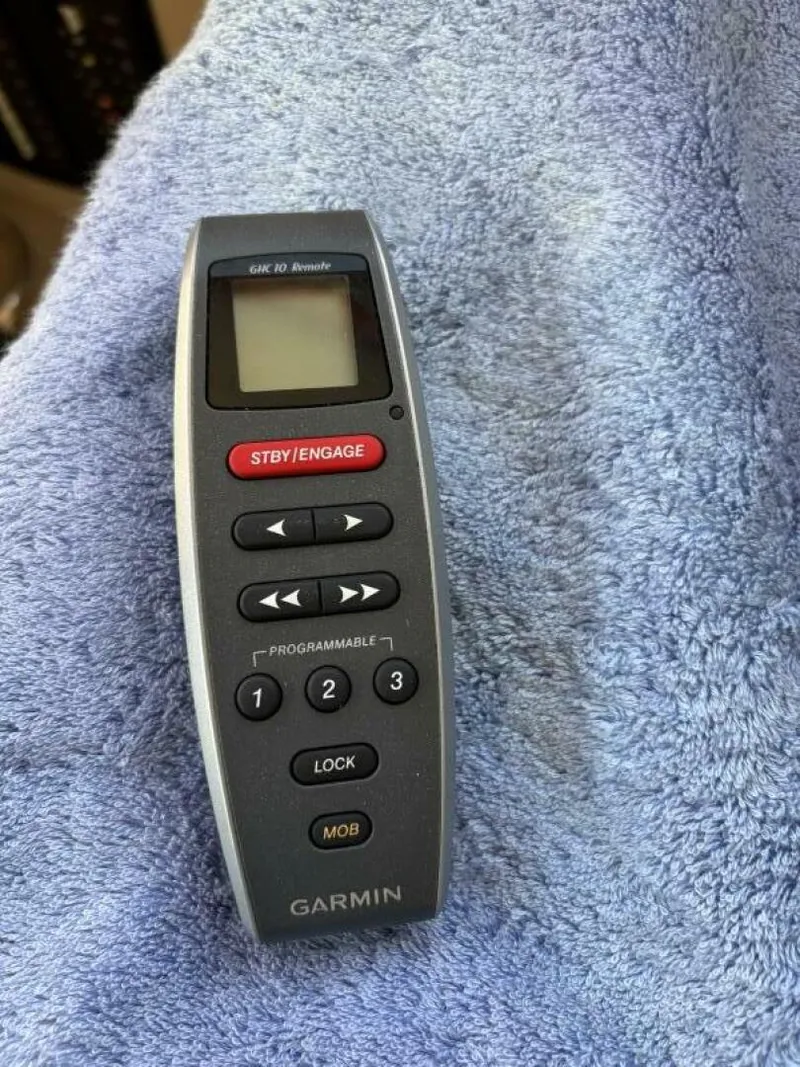 Slide: The Image of Ranger Tug R-27 Autopilot remote  - 5801056