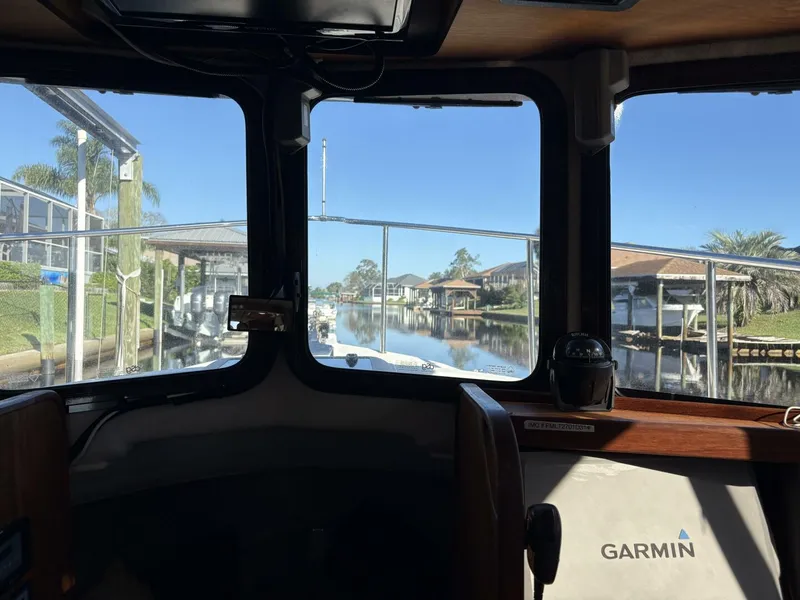 Slide: The Image of Ranger Tug R-27 Forward view  - 5801057