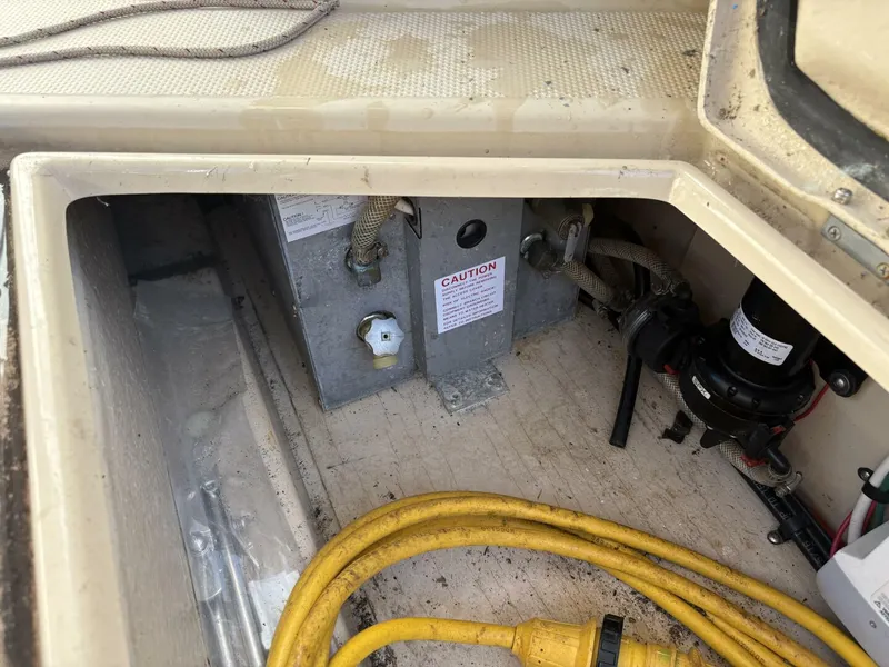 Slide: The Image of Ranger Tug R-27 Hot water heater - 5801141