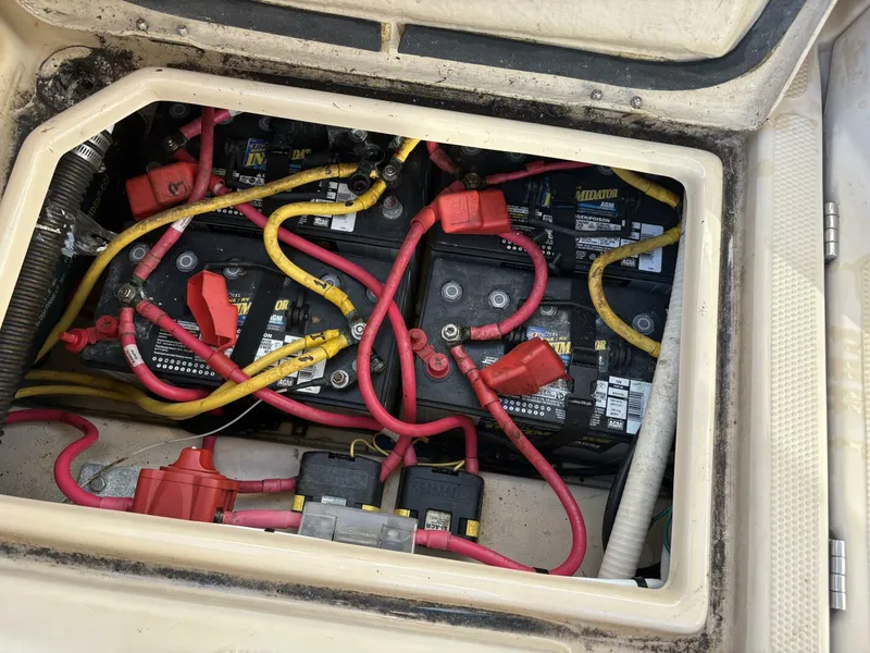 Slide: The Image of Ranger Tug R-27 Batteries  - 5801143