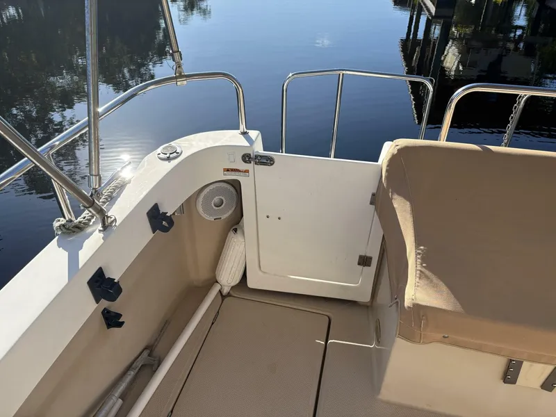 Slide: The Image of Ranger Tug R-27 Cockpit door to swim step - 5797617